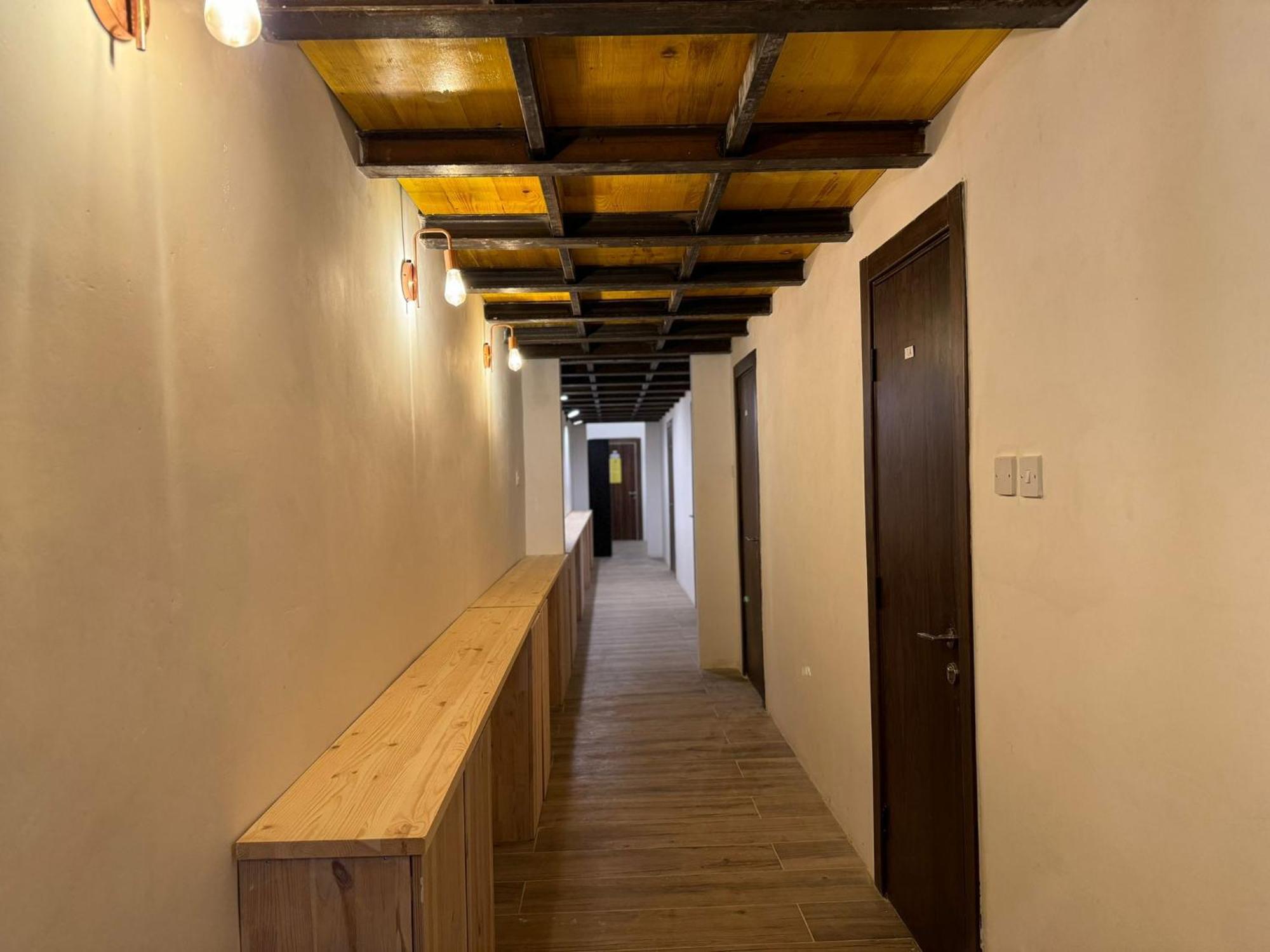 Dragon'S Den Hostel Balzan Екстериор снимка